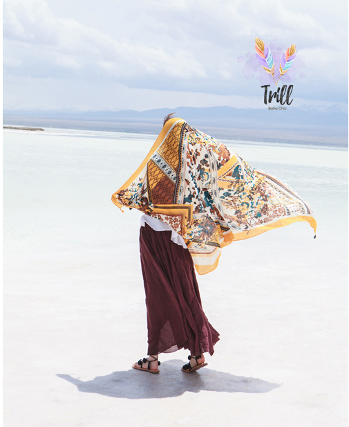 Valentine tặng gì cho bạn gái? Khăn boho
