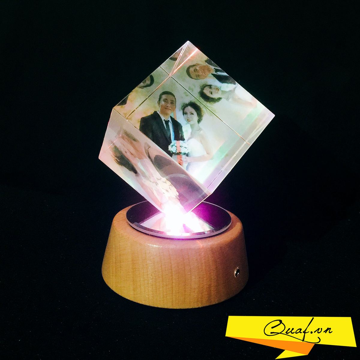 Pha lê lập phương ELAGO
