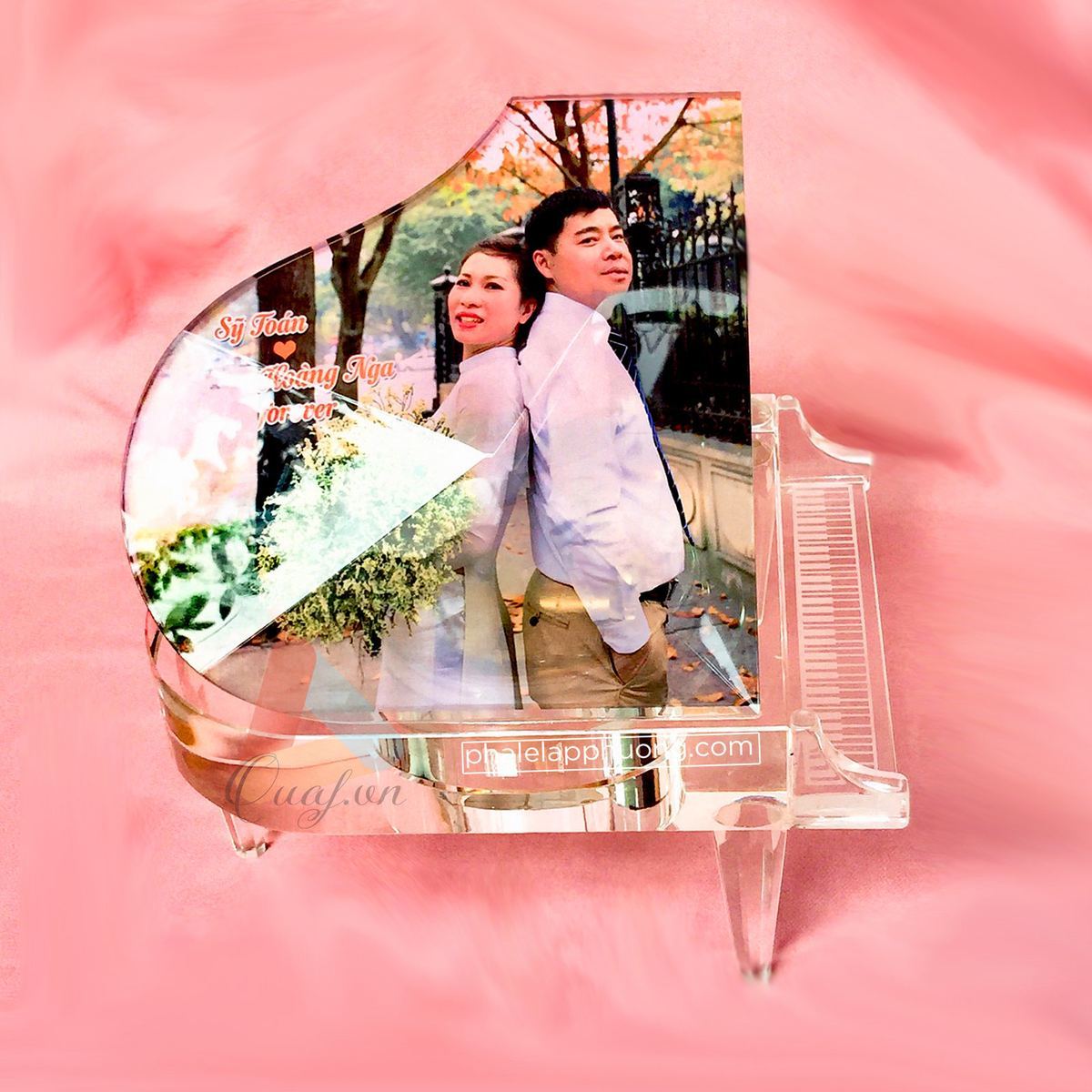 in ảnh lên pha lê đàn piano kim cương