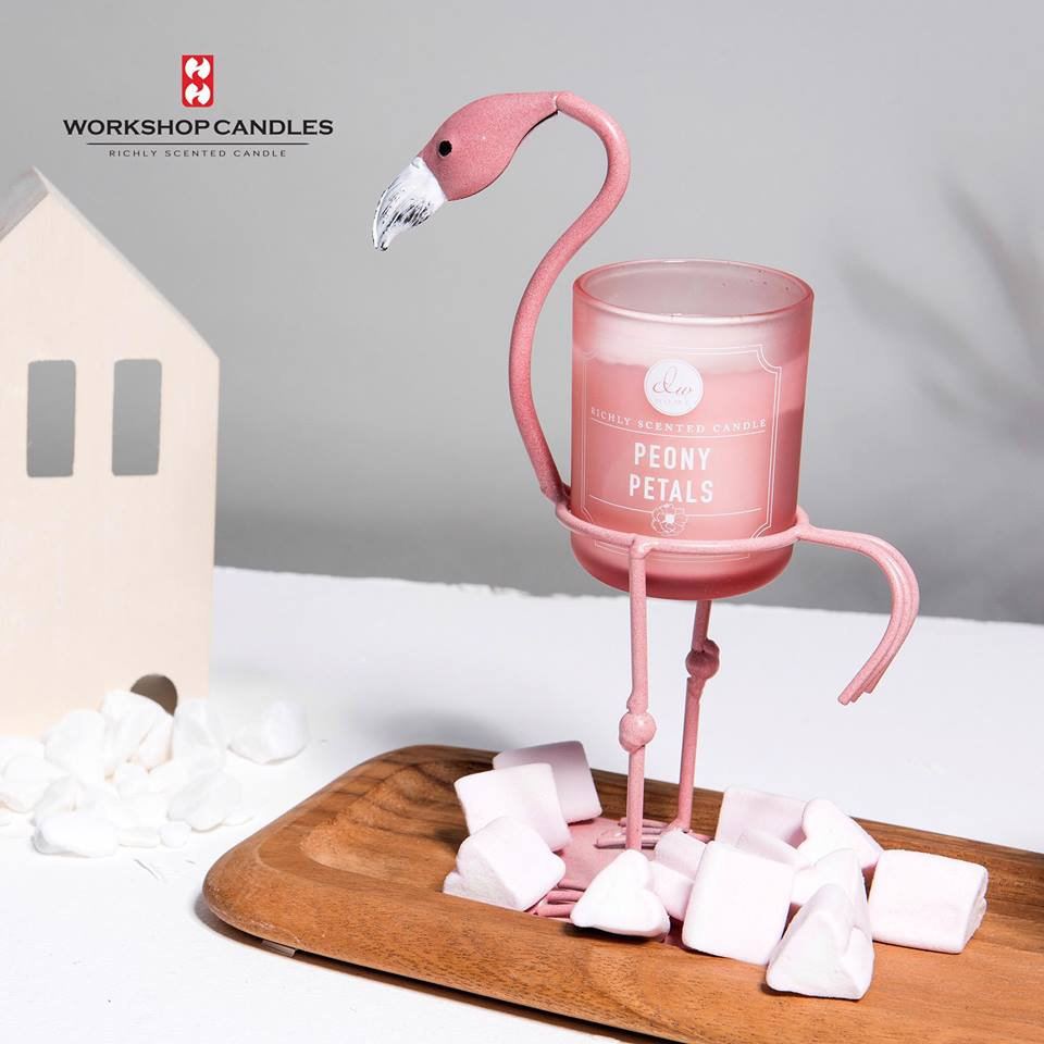 Valentine tặng gì cho bạn gái? Nến thơm